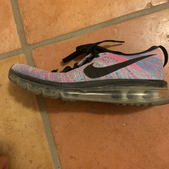 Nike Shoes - Nike Multi color shoes Nike Shoes - Nike Multi color shoes